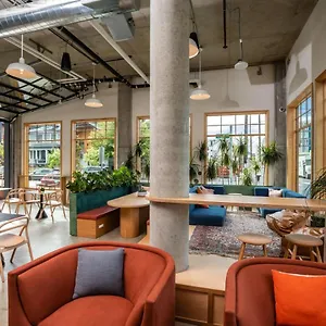Hotel Lolo Pass, Portland